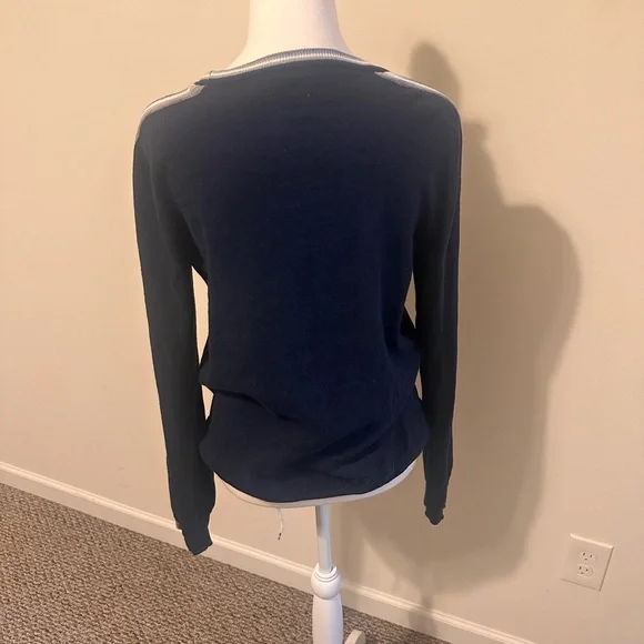 Faherty Surf Sweater Mist Stripe Organic Cotton Navy Blue Size Medium - Picture 4 of 7